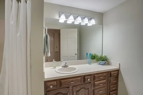 22 Sawyer Avenue Atkinson NH 03811