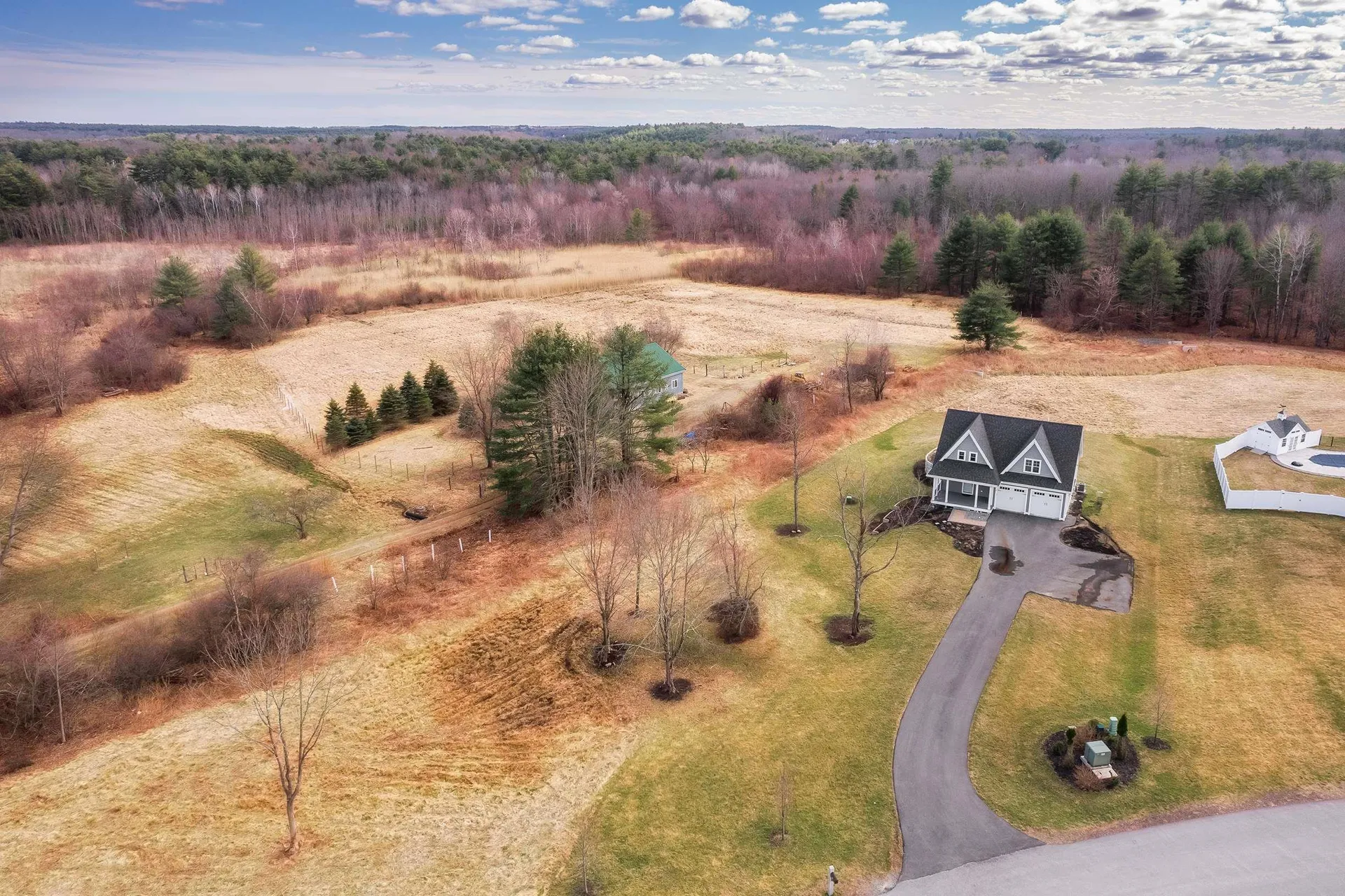 14 Whittaker Drive Stratham NH 03885