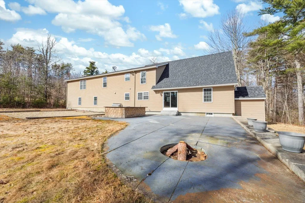420 Old New Ipswich Road Rindge NH 03461