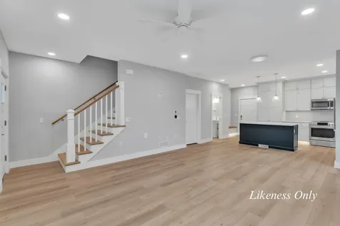 76 Farm Way South Burlington VT 05403