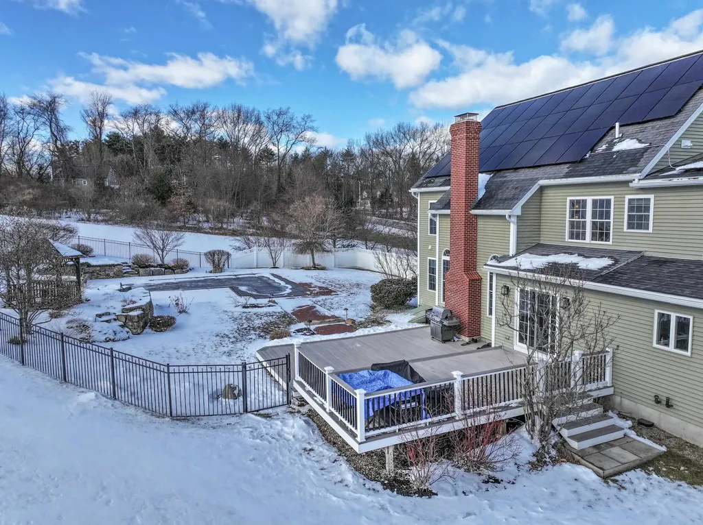 25 Spruce Lane Stratham NH 03885