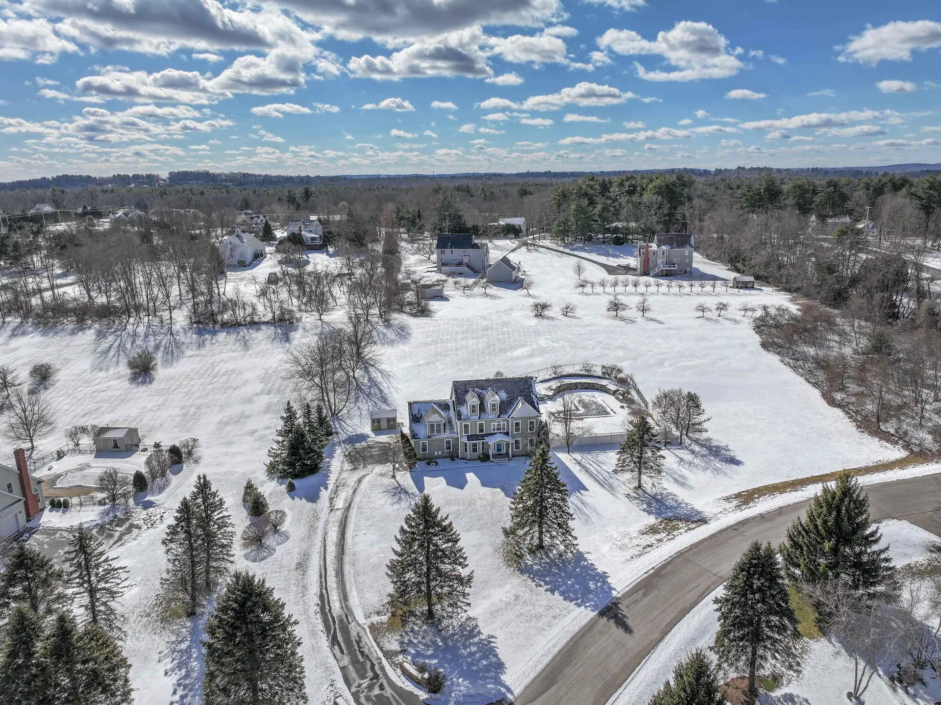 25 Spruce Lane Stratham NH 03885