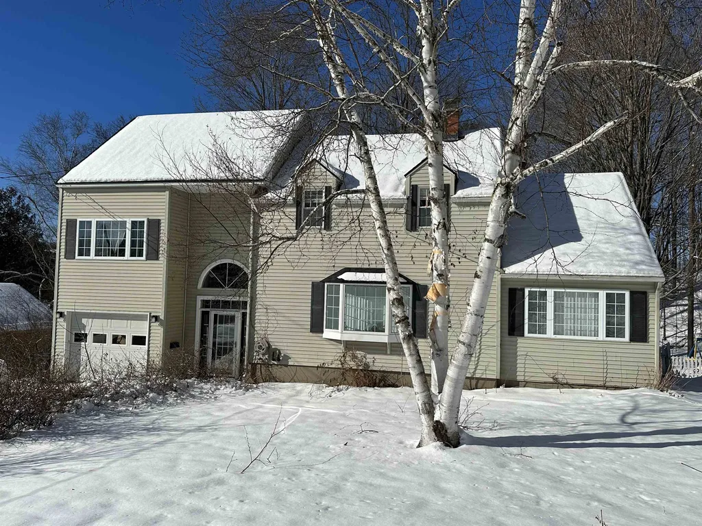 10 Maplewood Avenue Barre City VT 05641
