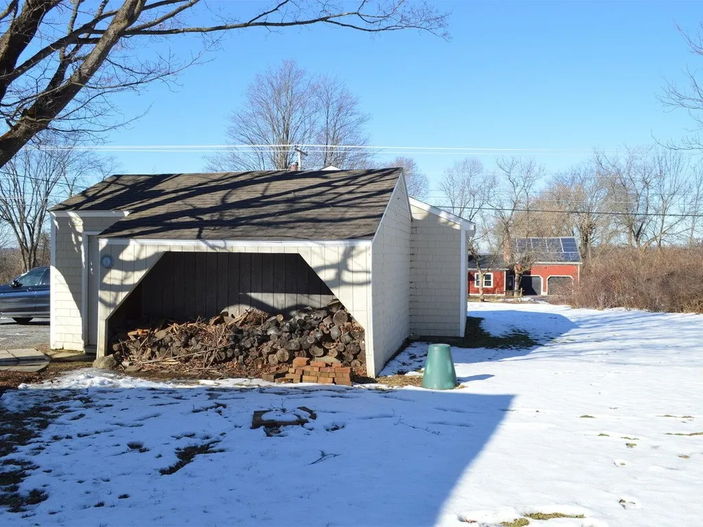 2086 Hinesburg Road Charlotte VT 05445