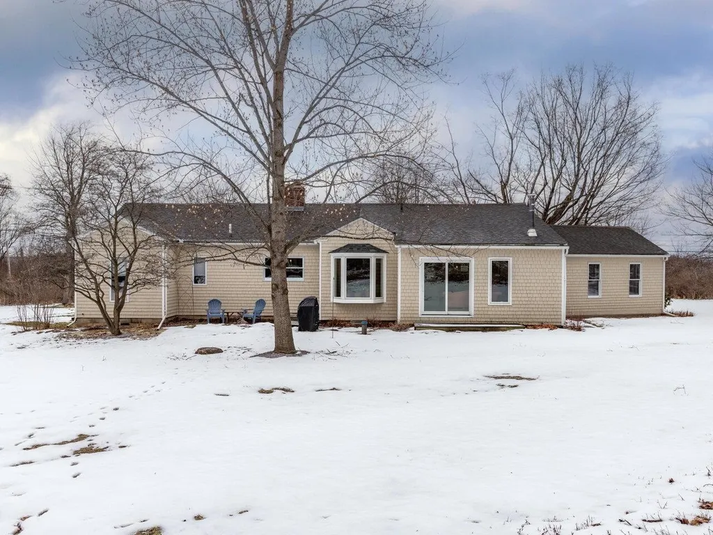 2086 Hinesburg Road Charlotte VT 05445