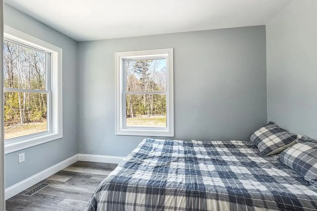 633 East Side Drive Alton NH 03810