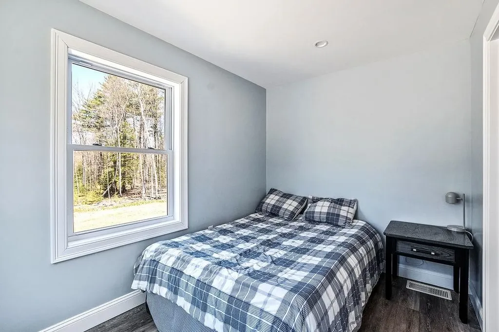 633 East Side Drive Alton NH 03810