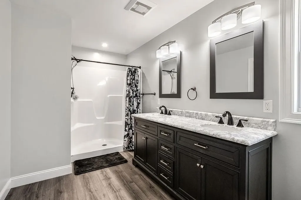 633 East Side Drive Alton NH 03810
