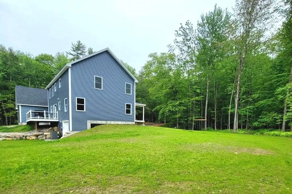 633 East Side Drive Alton NH 03810