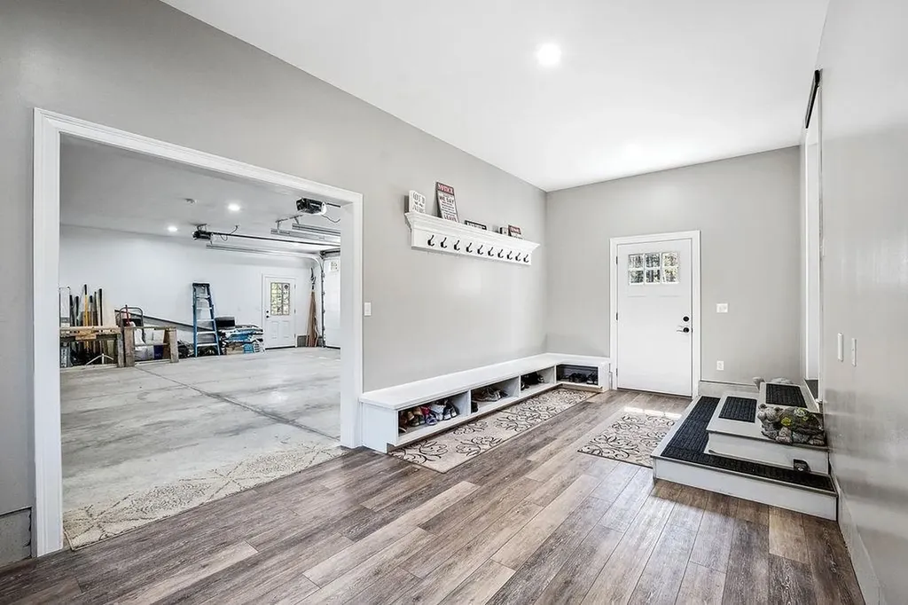 633 East Side Drive Alton NH 03810