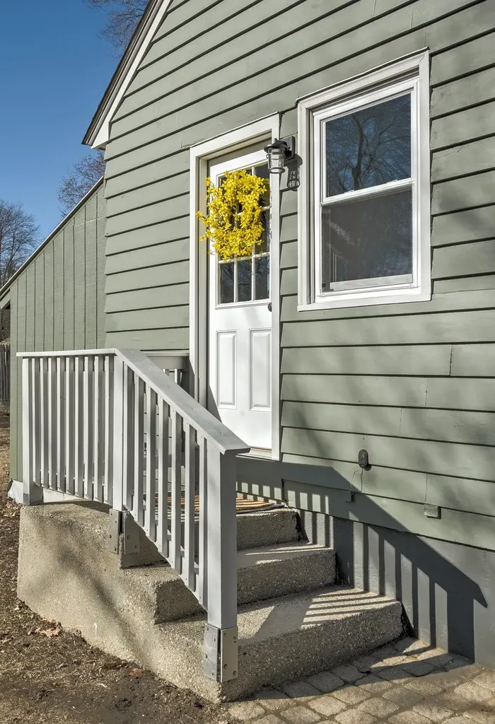 92 Dale Drive Keene NH 03431