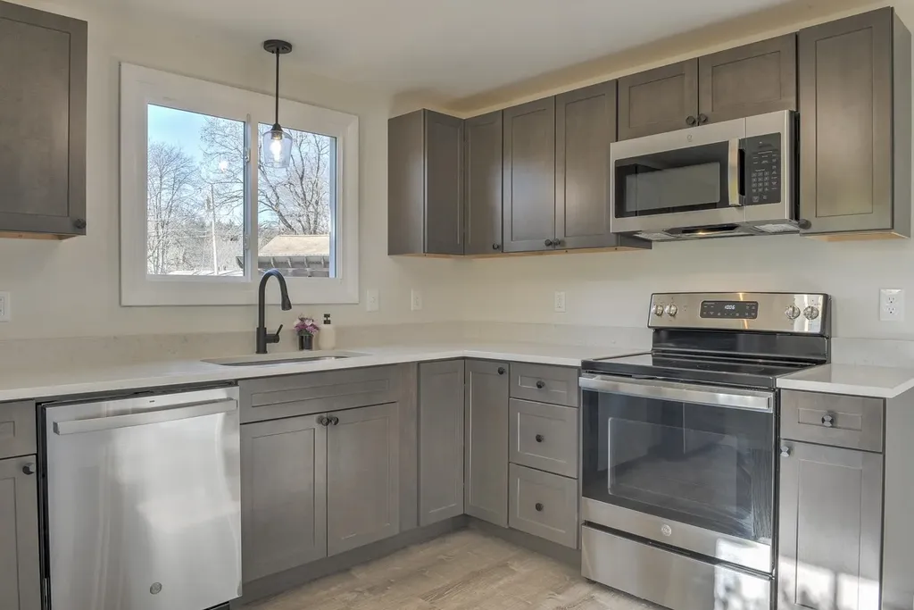 92 Dale Drive Keene NH 03431