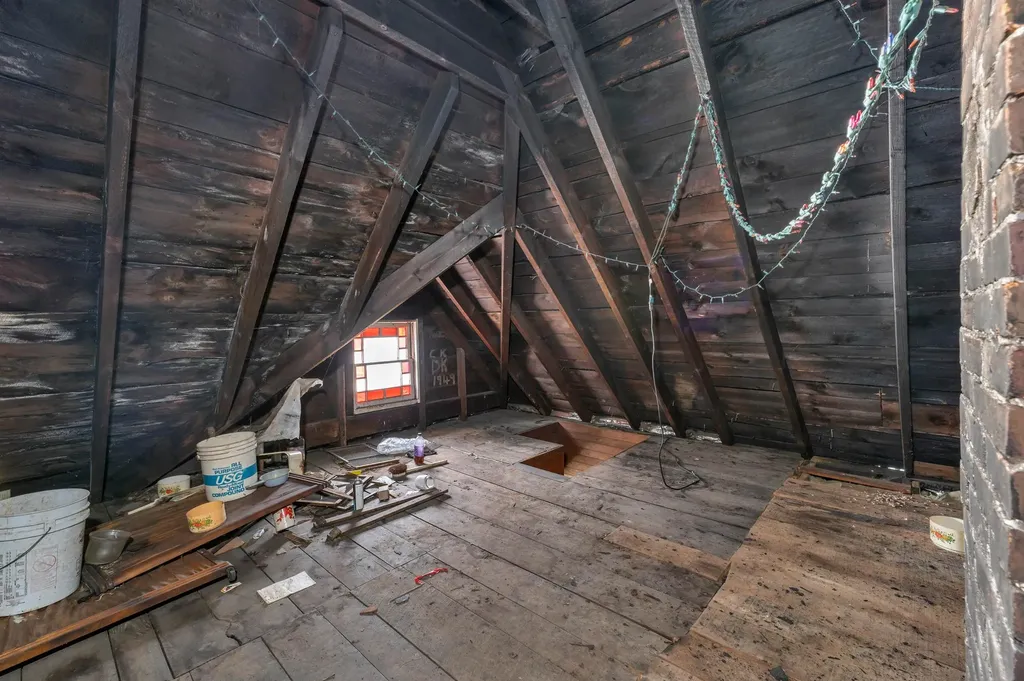 12 Washington Street Ashland NH 03217