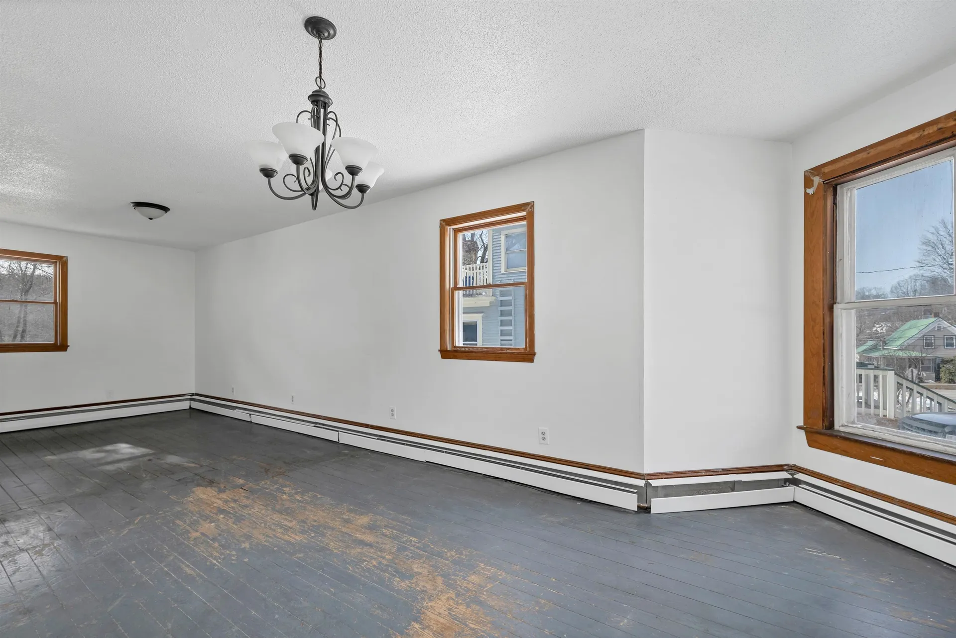 12 Washington Street Ashland NH 03217