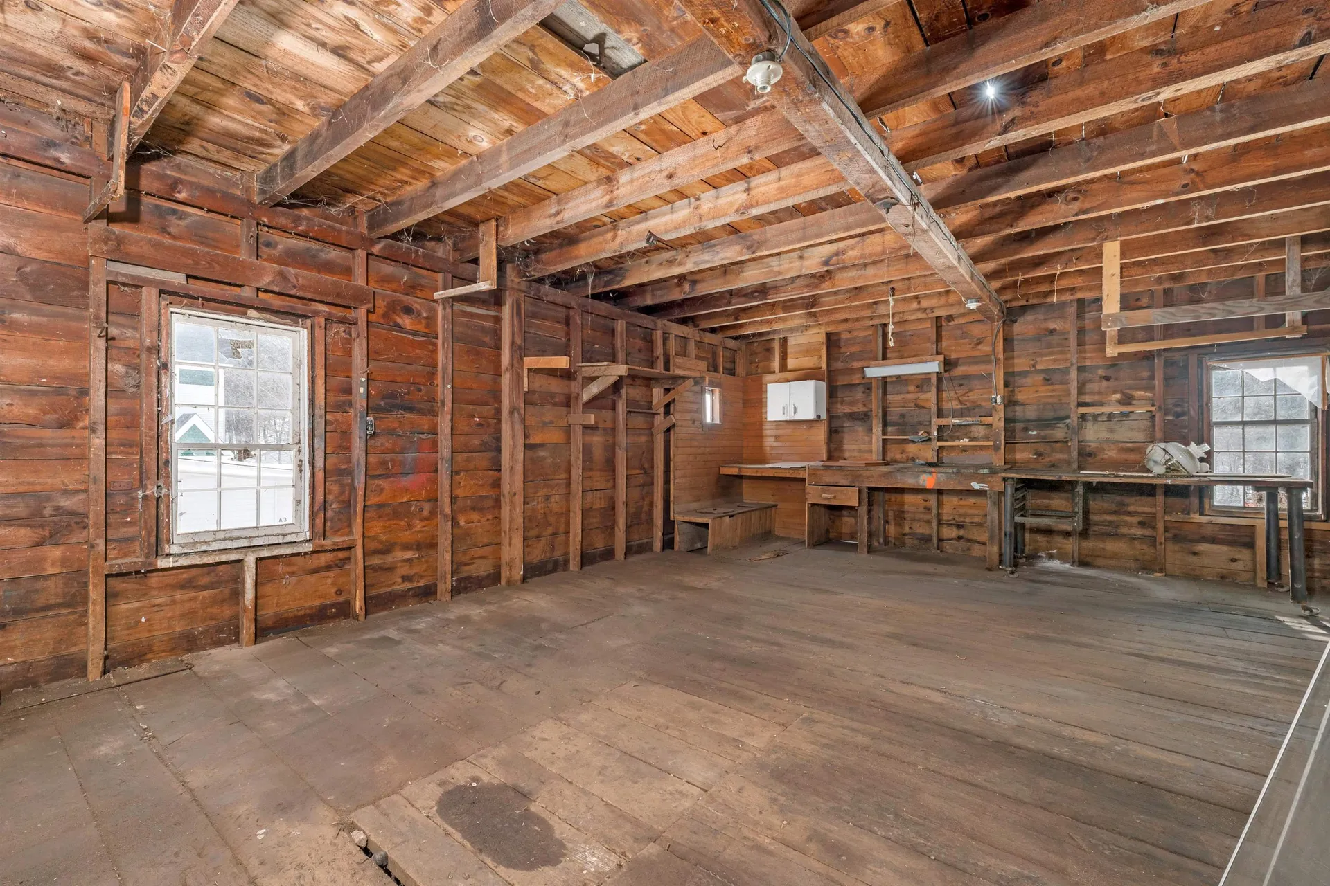 12 Washington Street Ashland NH 03217