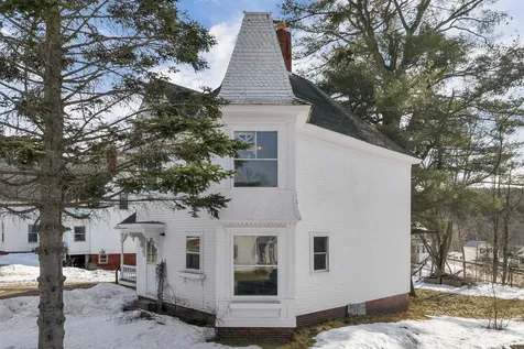 12 Washington Street Ashland NH 03217