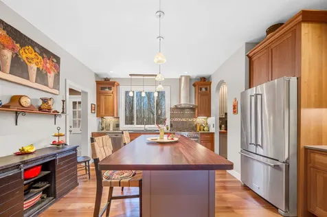 205 Old Stage Road Essex VT 05452