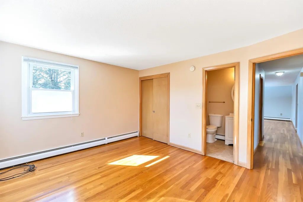 616 Coral Avenue Manchester NH 03104