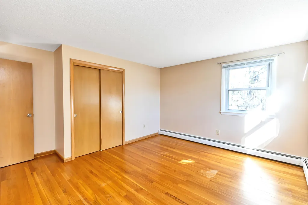 616 Coral Avenue Manchester NH 03104