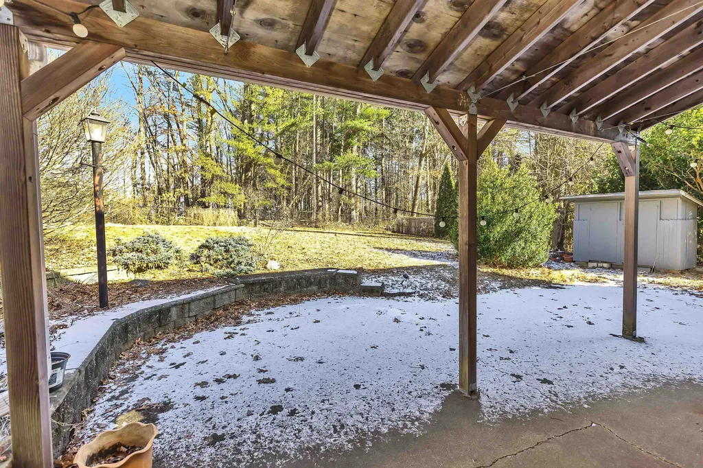 616 Coral Avenue Manchester NH 03104