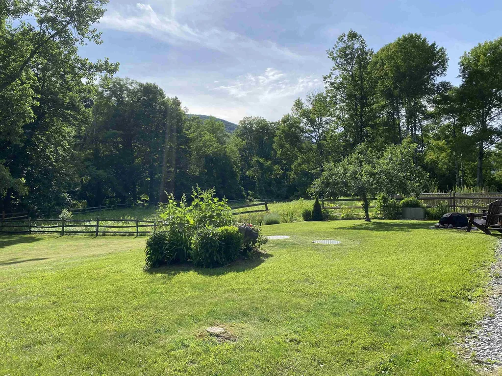 2167 Vt Route 313 Arlington VT 05250