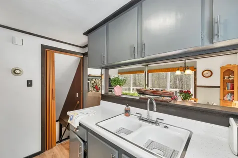 15 Alpstrausse Road Bartlett NH 03845