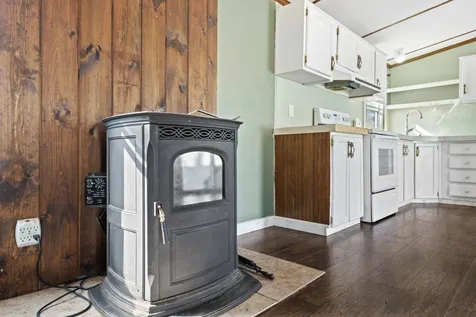 20 Nottingham Road Raymond NH 03077