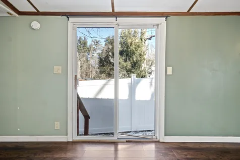 20 Nottingham Road Raymond NH 03077
