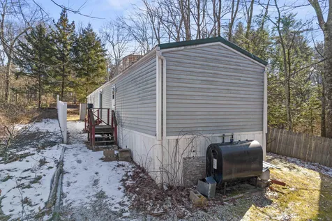 20 Nottingham Road Raymond NH 03077