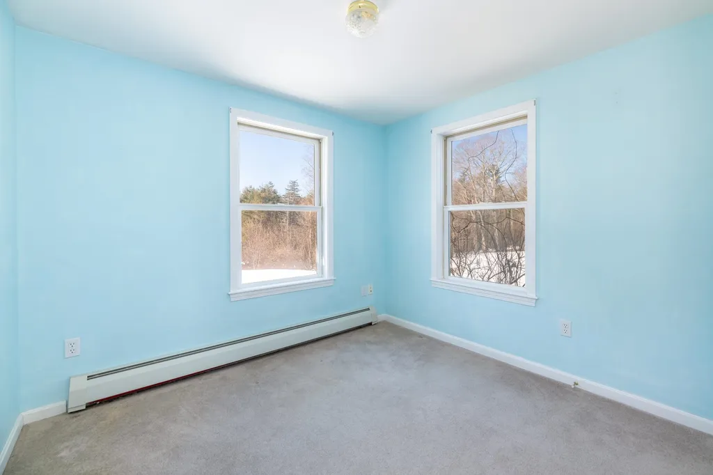 145 Bow Lake Road Barnstead NH 03218