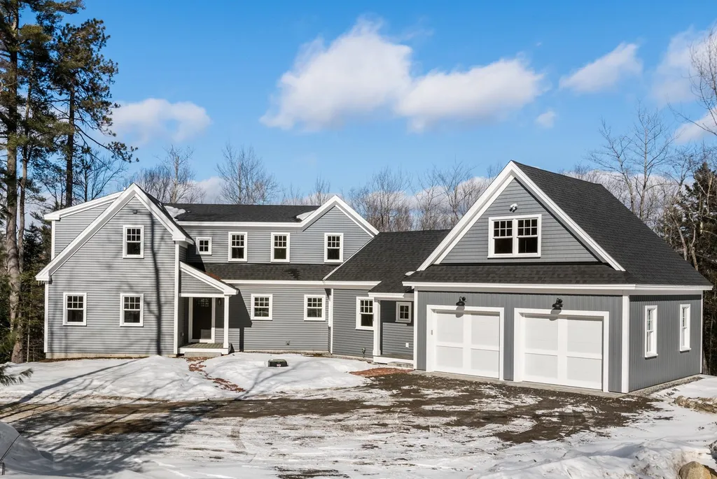 94 Northwood Lane New London NH 03257