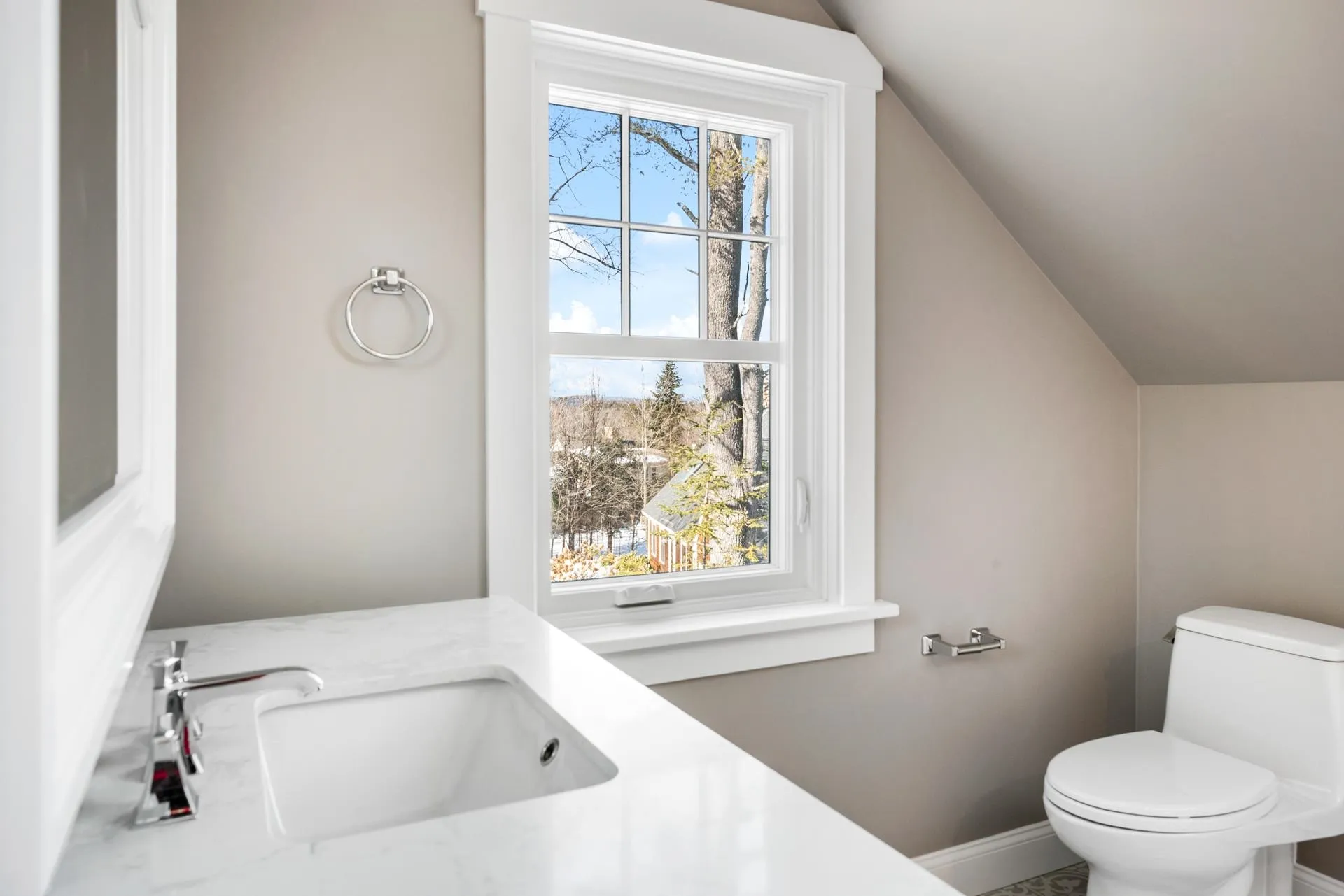 94 Northwood Lane New London NH 03257
