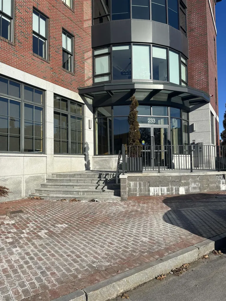 233 Vaughan Street Portsmouth NH 03801