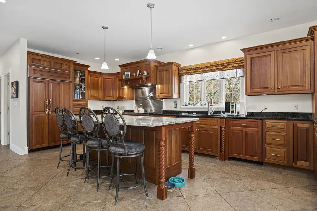 53 Linden Road Hampton Falls NH 03844