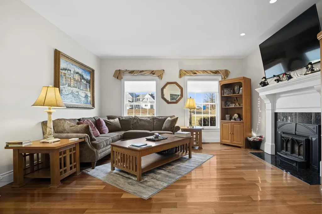53 Linden Road Hampton Falls NH 03844