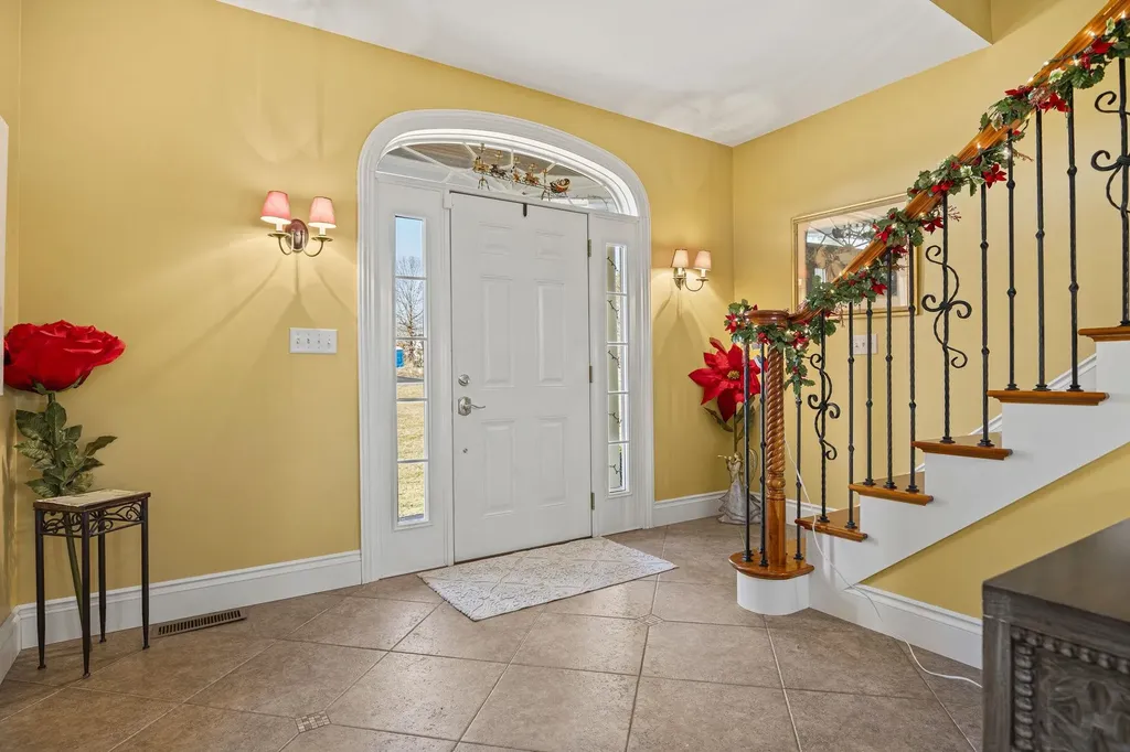 53 Linden Road Hampton Falls NH 03844