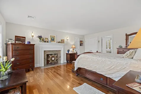 53 Linden Road Hampton Falls NH 03844