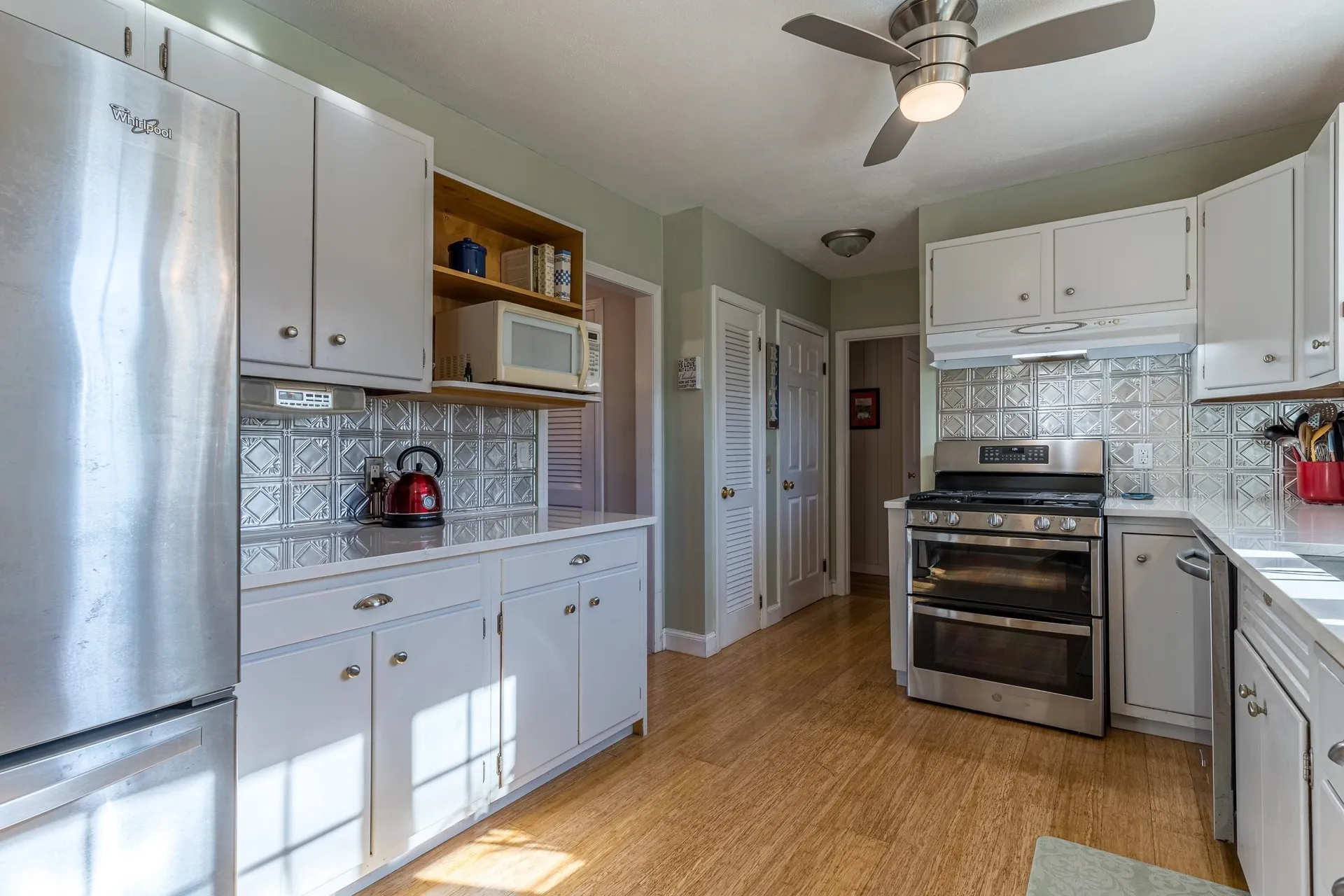 2 Seavey Street Hampton NH 03842