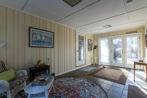 2 Seavey Street Hampton NH 03842