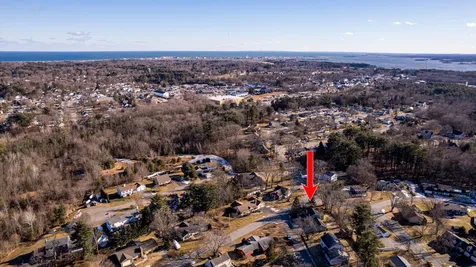 2 Seavey Street Hampton NH 03842