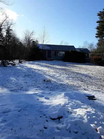 12 Dolliver Lane Kingston NH 03848