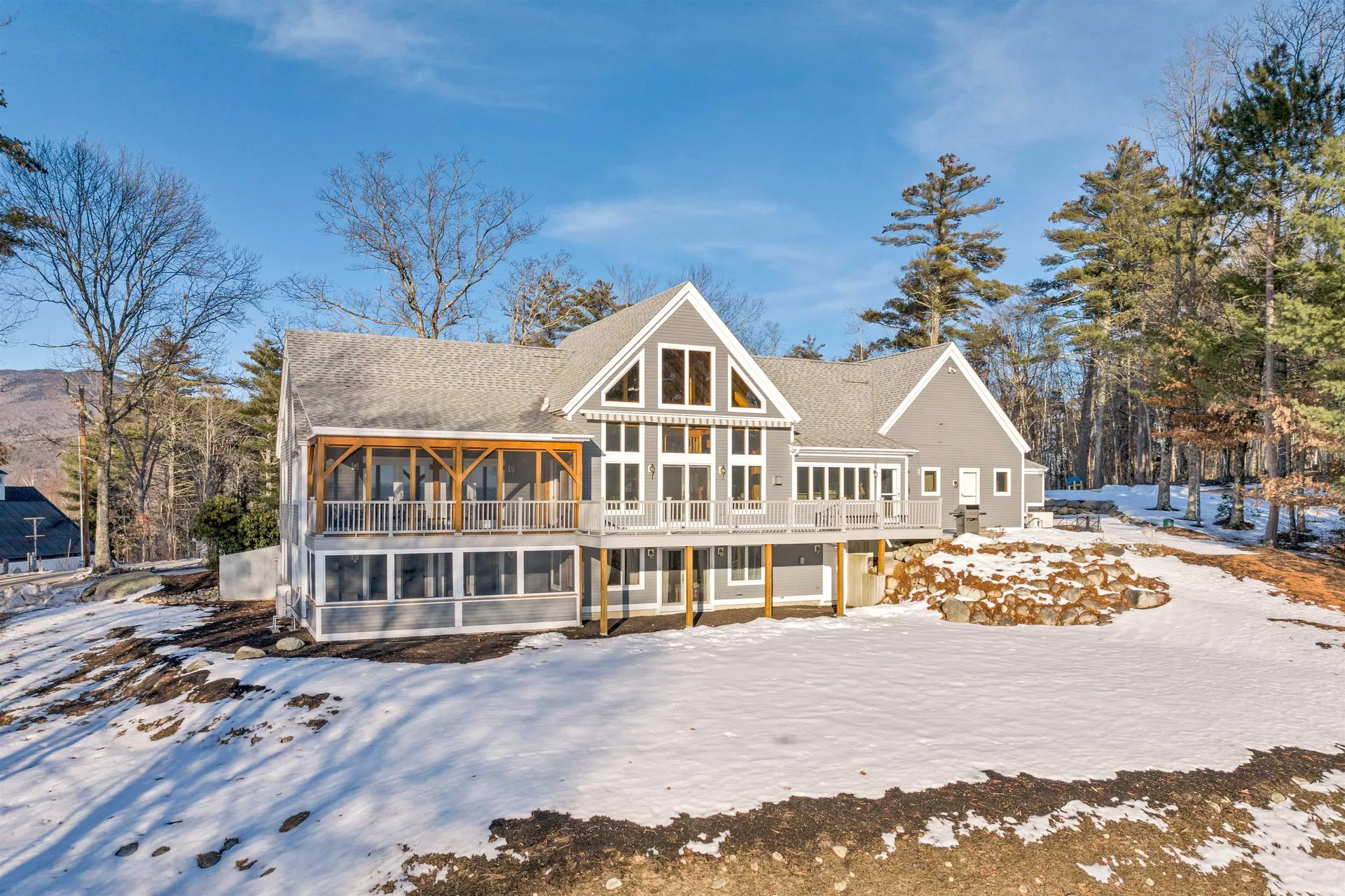 79 County Road Tuftonboro NH 03816