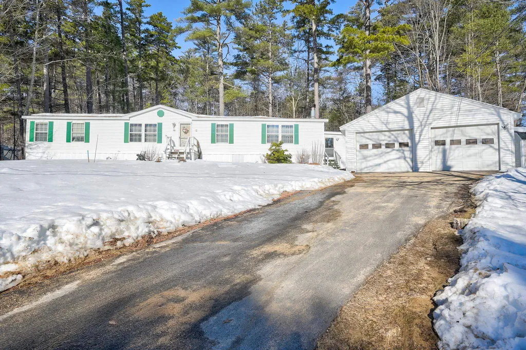 98 Castle Drive Conway NH 03818