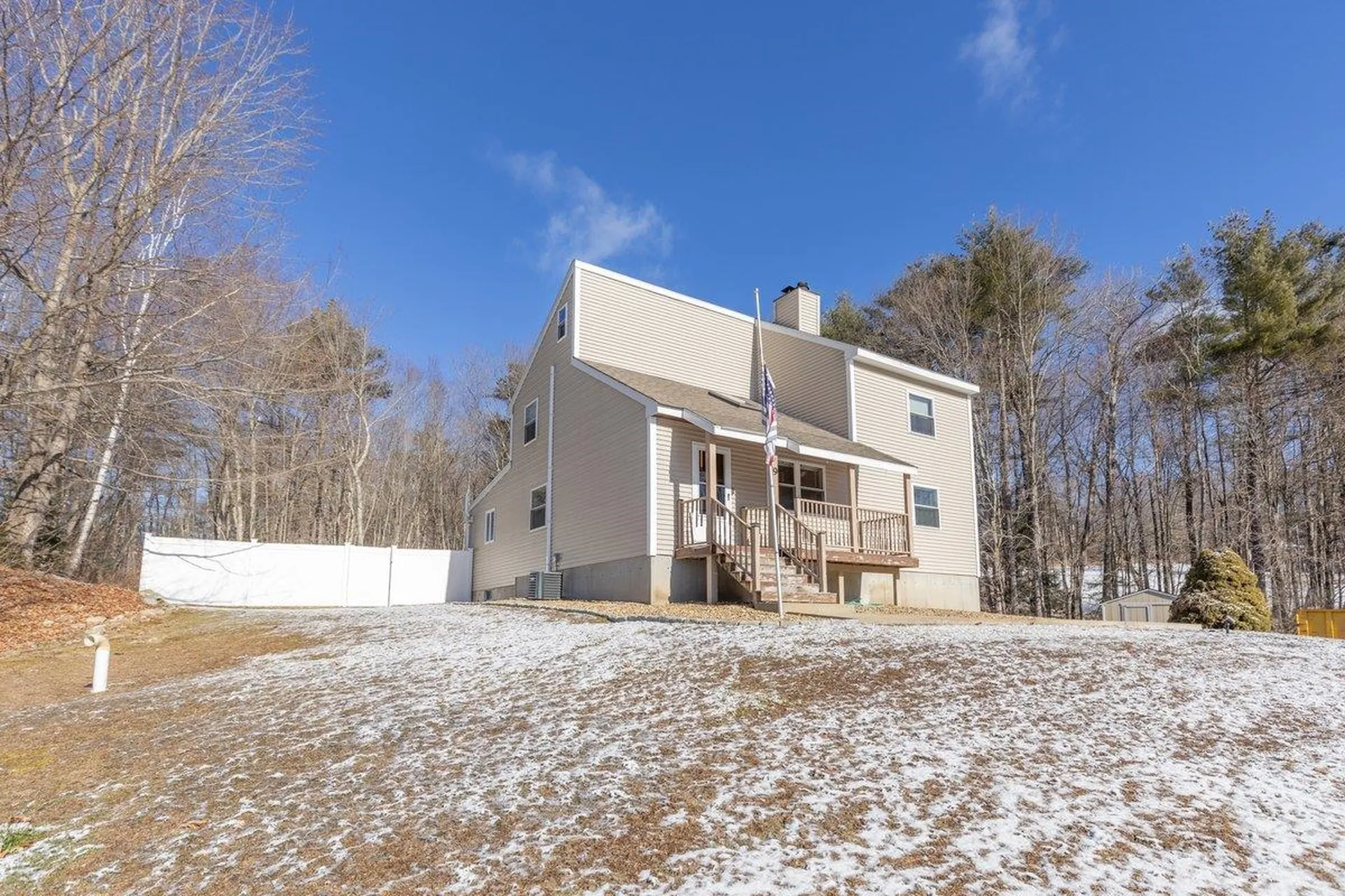 9 Michael Circle Sandown NH 03873