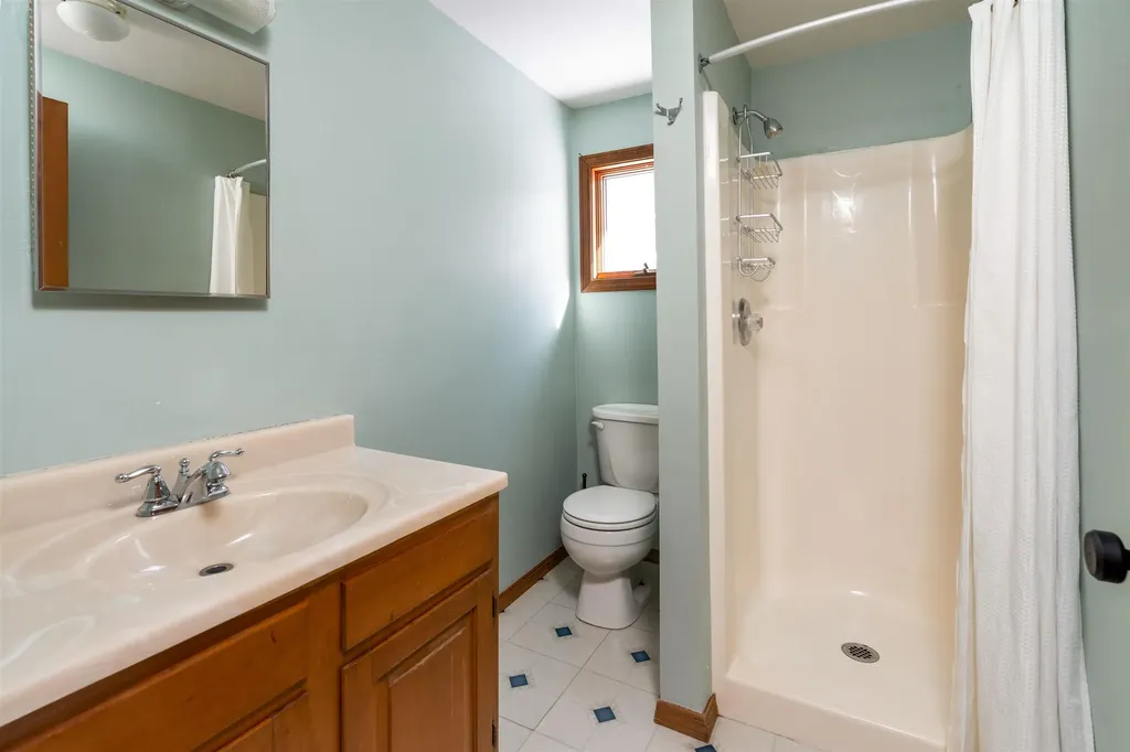 65 Guild Hill Road Waterbury VT 05677