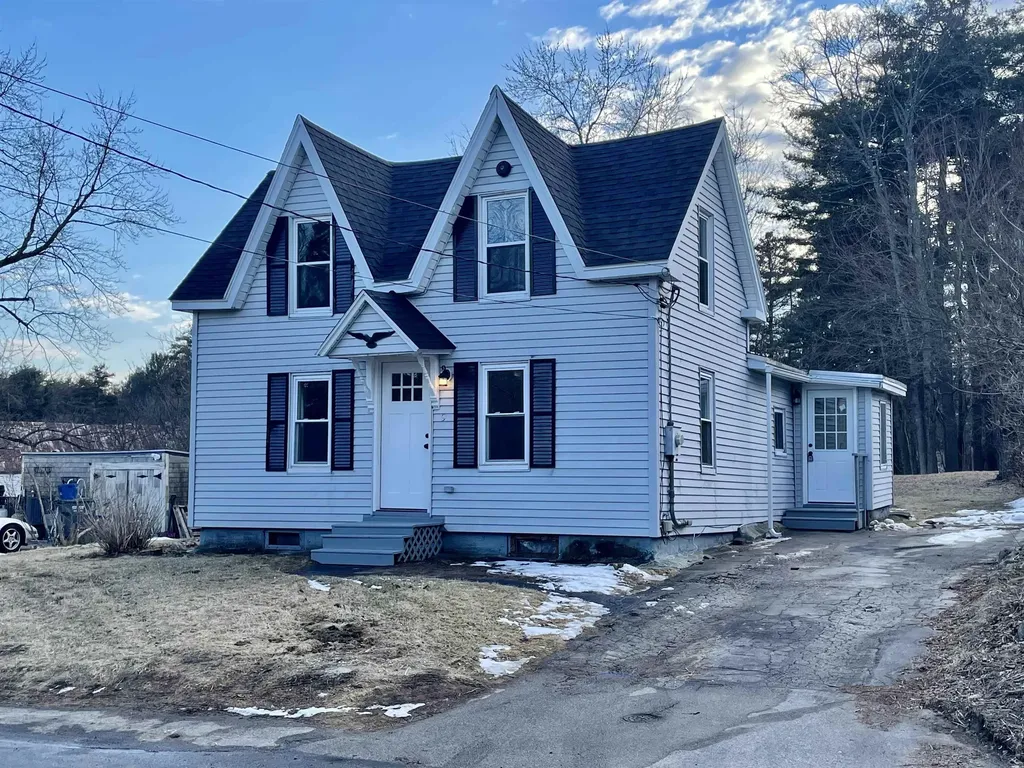 9 Valley Street Derry NH 03038