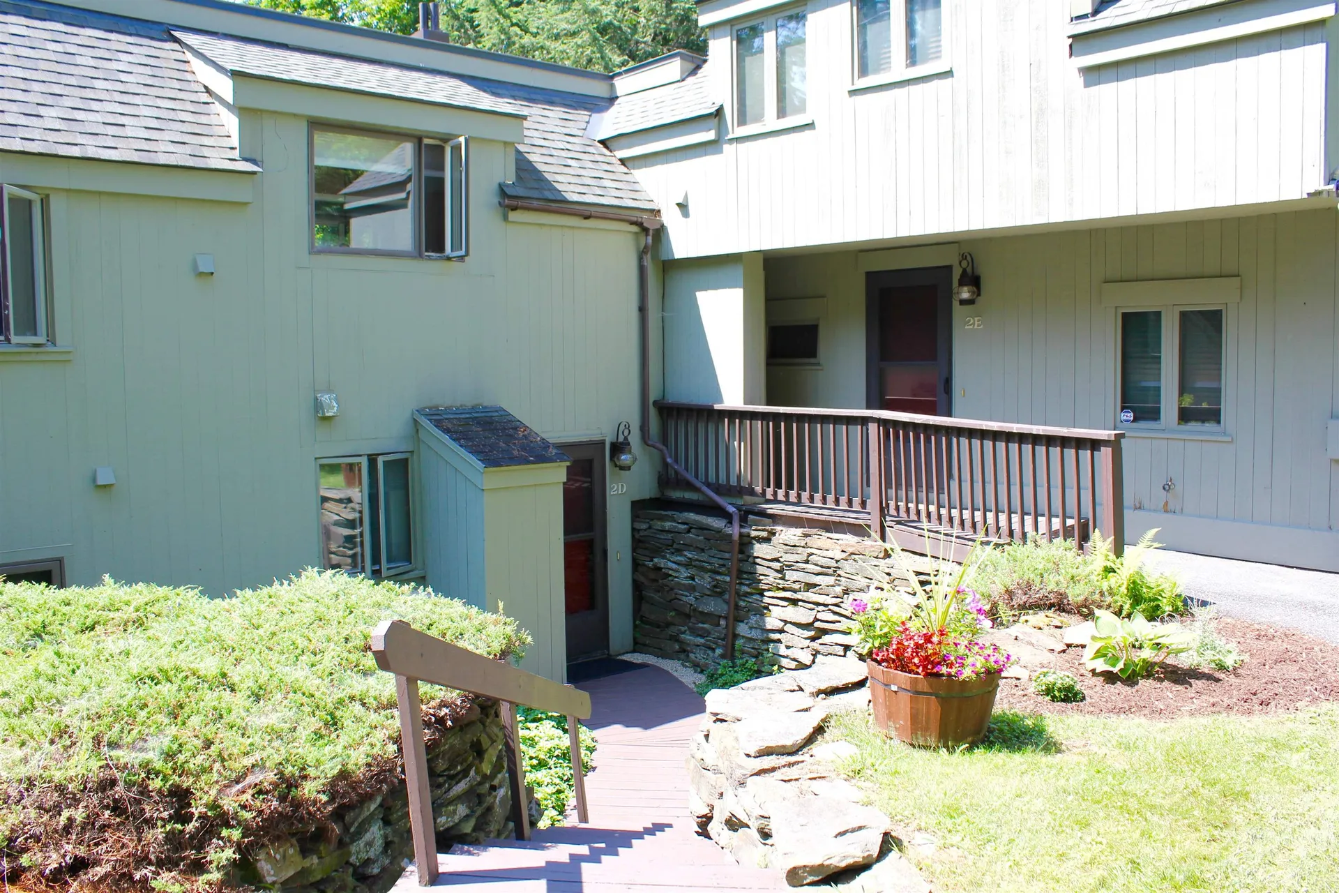 1163 Baker Turn 2d Hartford VT 05059