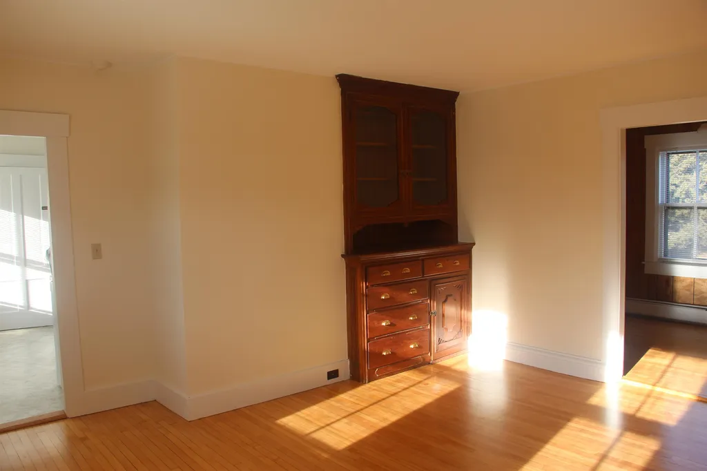 36 Broad Street Hollis NH 03049
