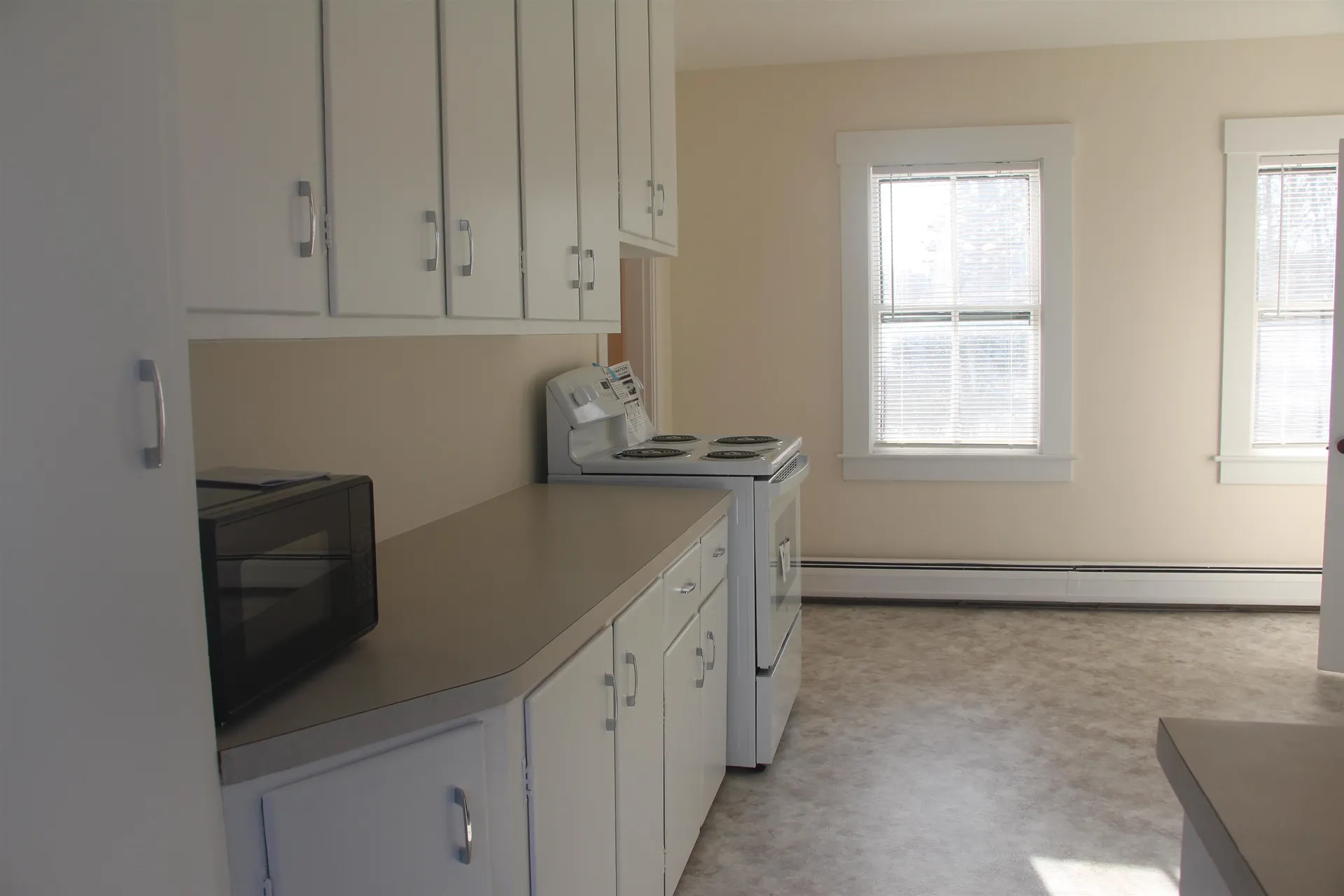 36 Broad Street Hollis NH 03049