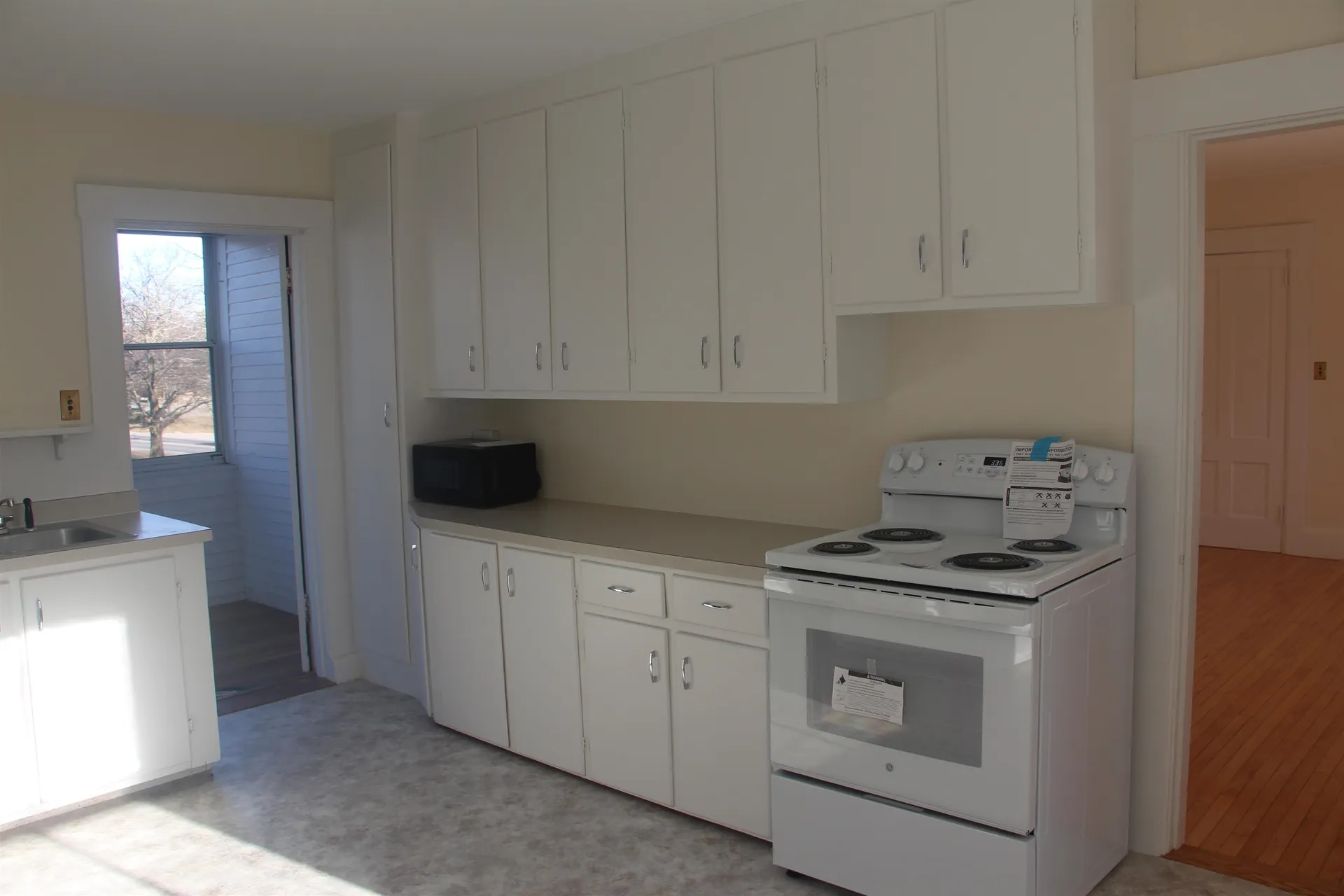 36 Broad Street Hollis NH 03049
